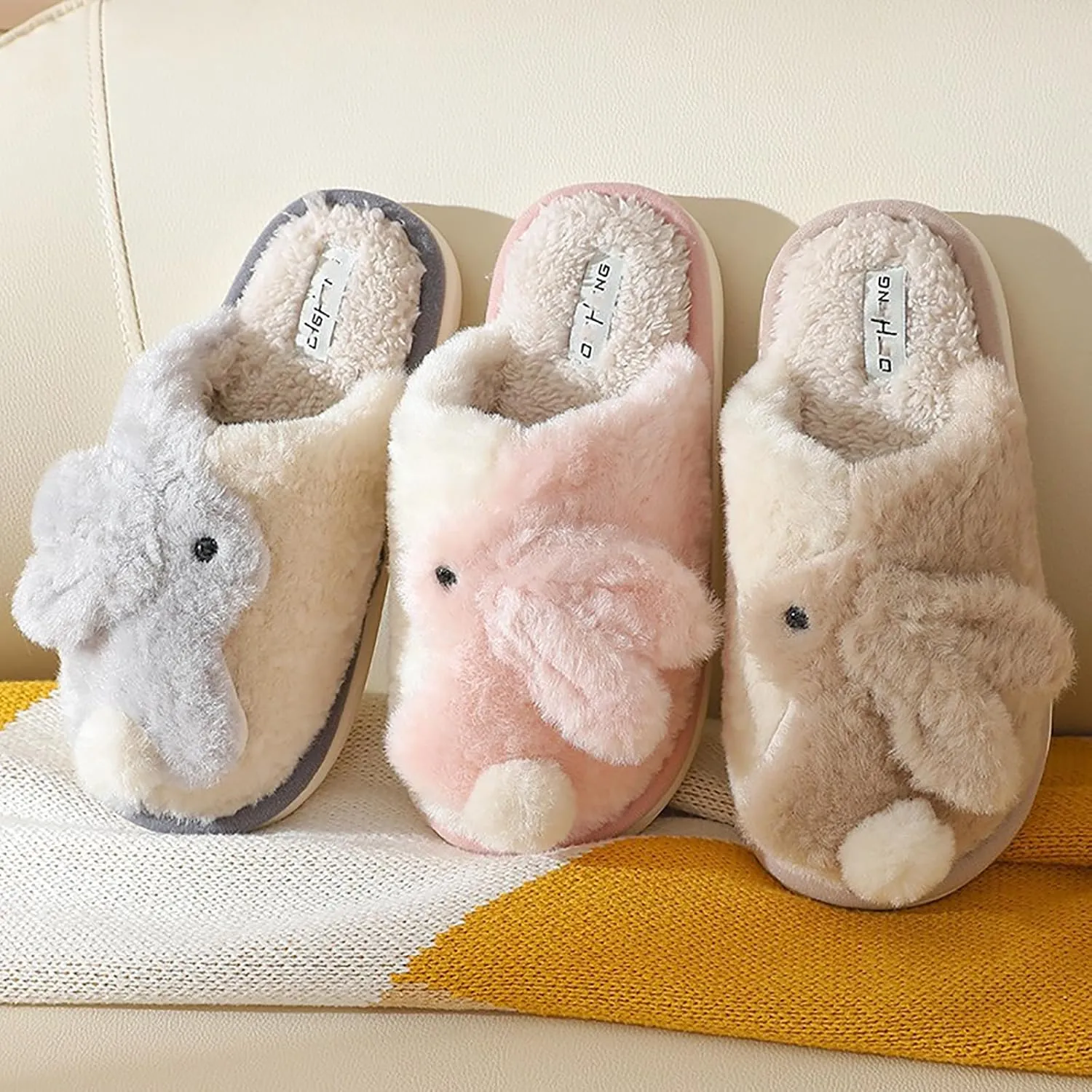 Bunny Slippers - Cute animal slippers, skin-friendly and warm plush, non-slip wear-resistant sole