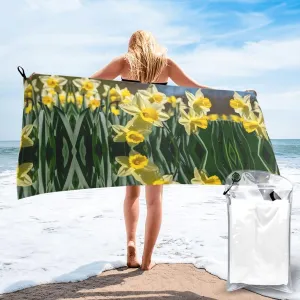 Daffodil Flower Premium Compact Microfiber Travel Towel-Featherlight & Quick Dry,Sand-Resistant Beach Towel for Swimming,Camping,Vacation Essentials with Carry Pouch
