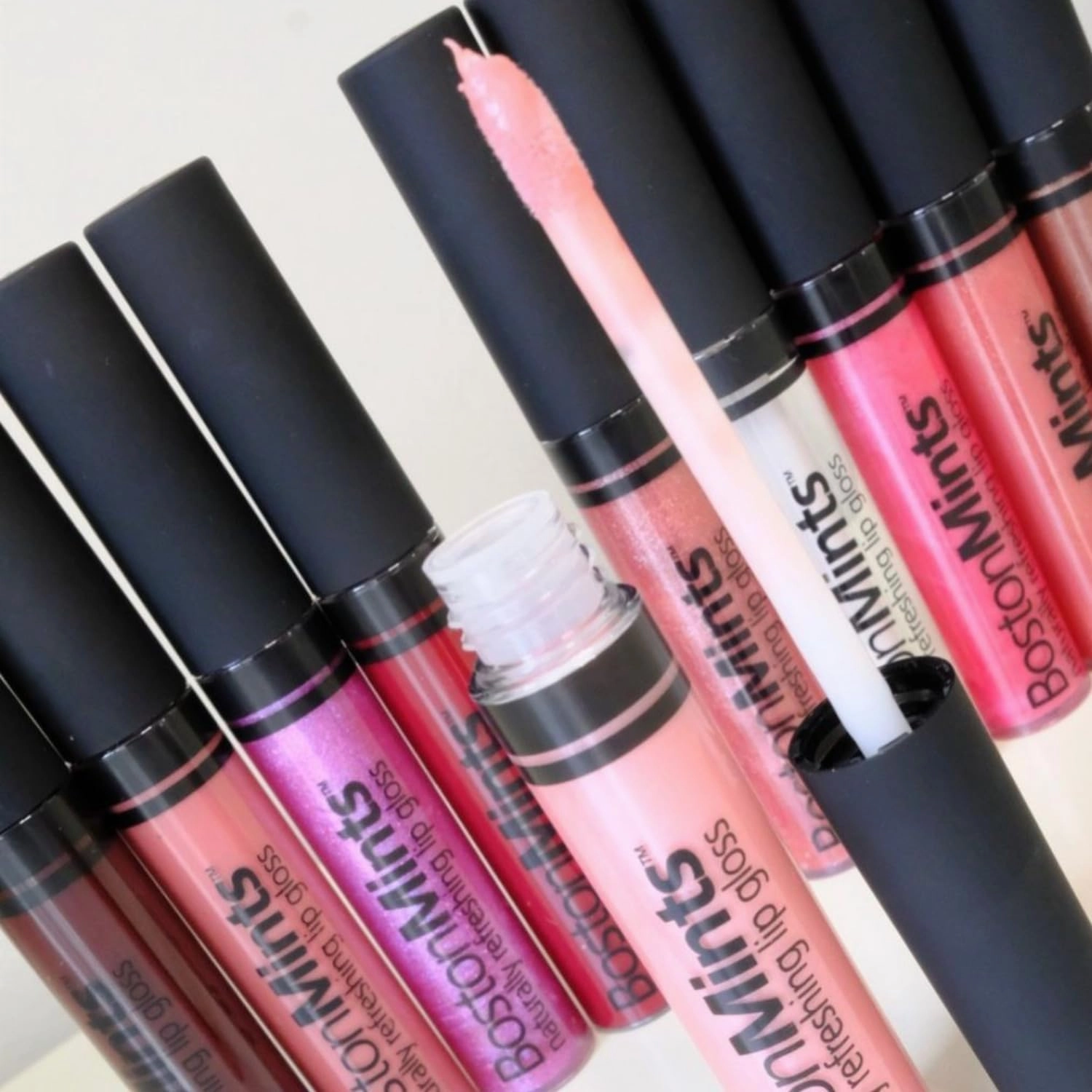 Dot Rose Lip Gloss (.25oz) -Vegan, Gluten-Free, Cruelty -Free formula with Aloe, Vitamins C & E, Spearmint extract and a sheer shine finish for soft, hydrated lips.