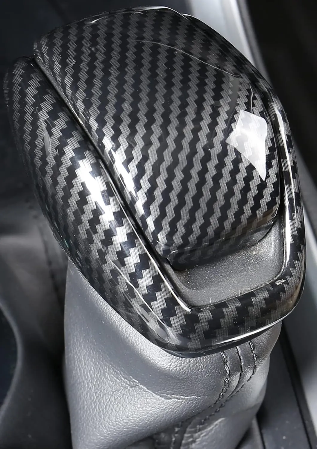 for Totoya RAV4 2019-2025 Gear Shift Knob Cover, Carbon Fiber Grain Interior Protective Gear Shift Trim for Toyota Highlander 2020-2025- Carbon Fiber