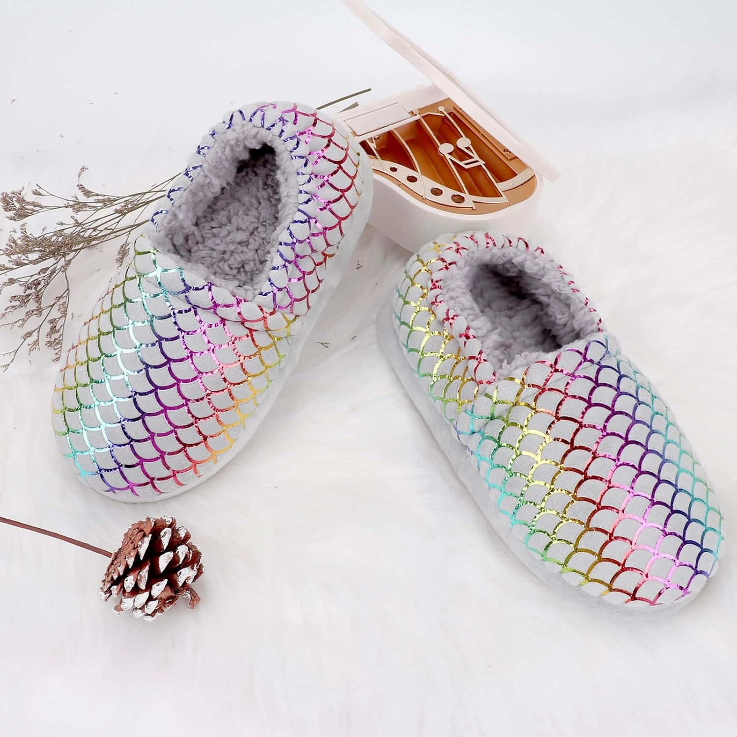Girls Mermaid Princess Glitter House Slippers No-Slip Memory Foam Slippers for Kids (Little Kid/Big Kid)
