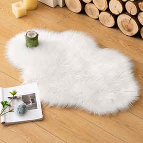 MIULEE Fluffy Rug Soft Shaggy Faux Fur Area Rug Luxury Plush Cloud Shape Carpet for Christmas Decor Bedroom Living Room Sofa Chair 2 x 3 Feet, White