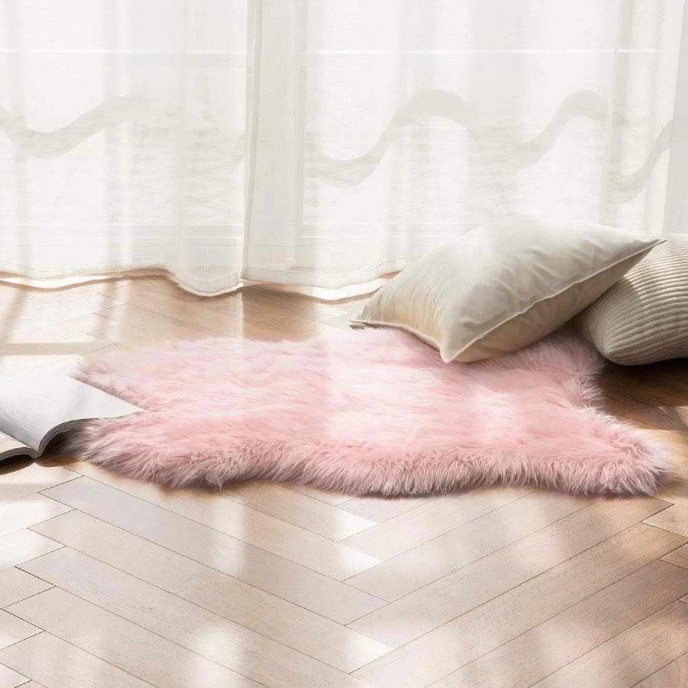 MIULEE Fluffy Rug Soft Shaggy Faux Fur Area Rug Luxury Plush Sheepskin Carpet for Bedroom Living Room Sofa Chair 2 x 3 Feet, Pink