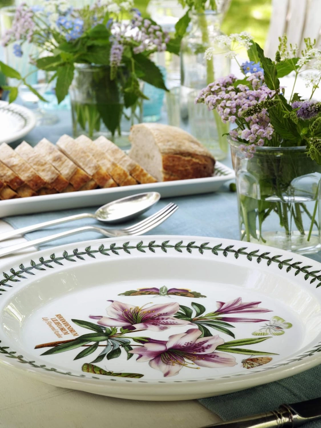 Portmeirion Botanic Garden 10.5" Dinner Plate - Set of 6 | Assorted Floral Motifs | Fine Earthenware | Chip Resistant Glaze | Dishwasher, Microwave, Freezer, Oven Safe | Made in England