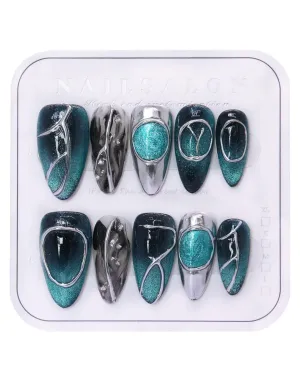 Press on Nails Handmade Nails Luxury Reusable Fake Nails For Girls Short Almond Armor Blue Cat Eyes Diamonds HandPainted Salon Loveful Design Acrylic Gel UV Finished For Women 3D Nails 10PCS L
