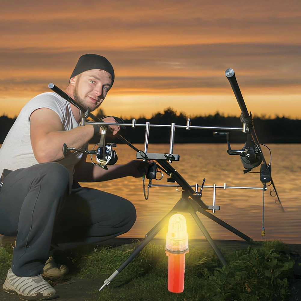Safety Beacon Light, Boat Flares Kayak Navigation Lights Emergency Flares Warning Flashing Bar Electronic Visual Distress Signal Bait Lure Lamp for Paddles Pontoon Kayaking Marine Pontoon Ship(red)