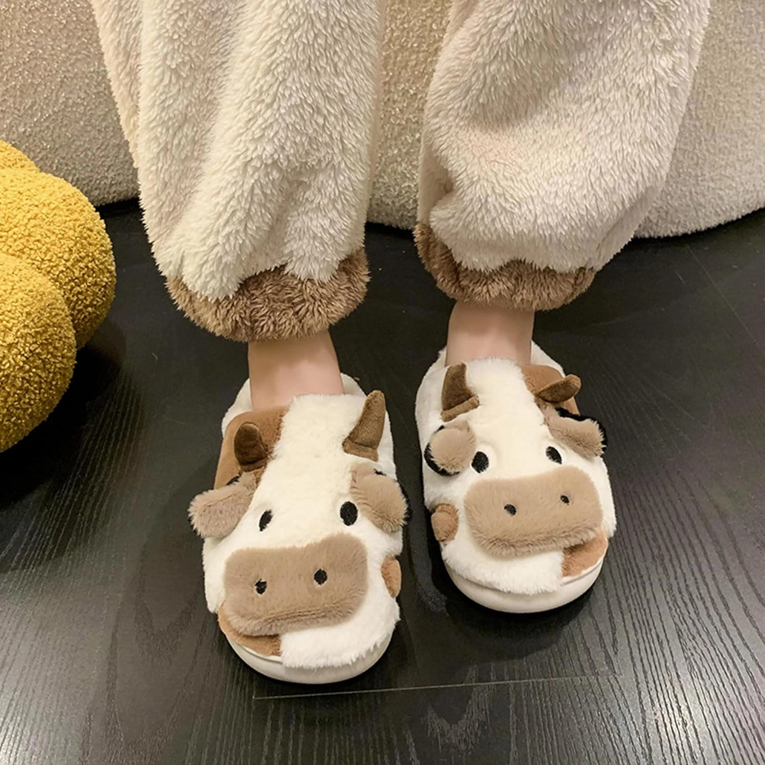 sharllen Cute Fluffy Cow Slippers for Women Men, Warm Soft Kawaii Plush Fuzzy Non-Slip Cow Slides, Cozy Cotton Winter Adults Thick Sole House Animal Slippers Indoor Outdoor