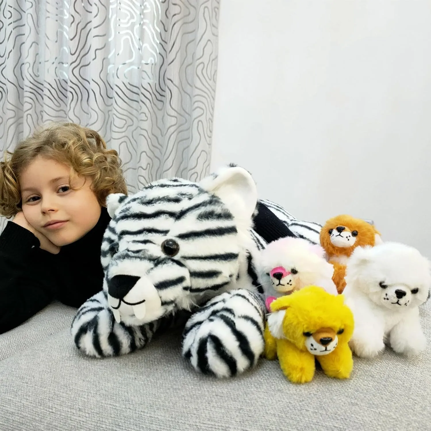 Tezituor 5 Pcs White Tiger Stuffed Animals Set, 20 Inch Large Mommy Stuffed Tiger Plush with 4 Babies Toy, Realistic White Tiger Toy Plush Pillow Gift for Kids