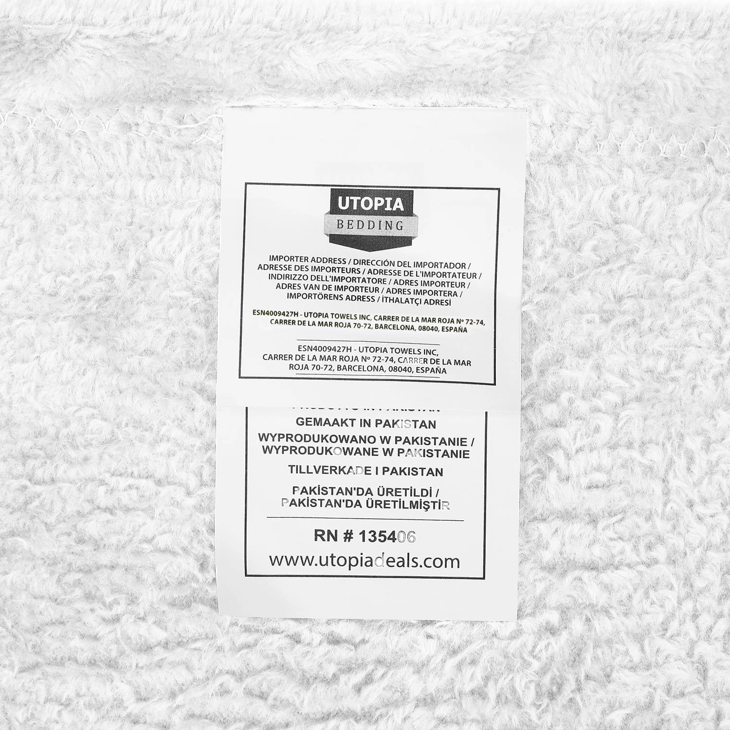 Utopia Bedding Fleece Blanket Queen Size White 300GSM Luxury Anti-Static Fuzzy Soft Microfiber Bed Blanket (90x90 Inch)